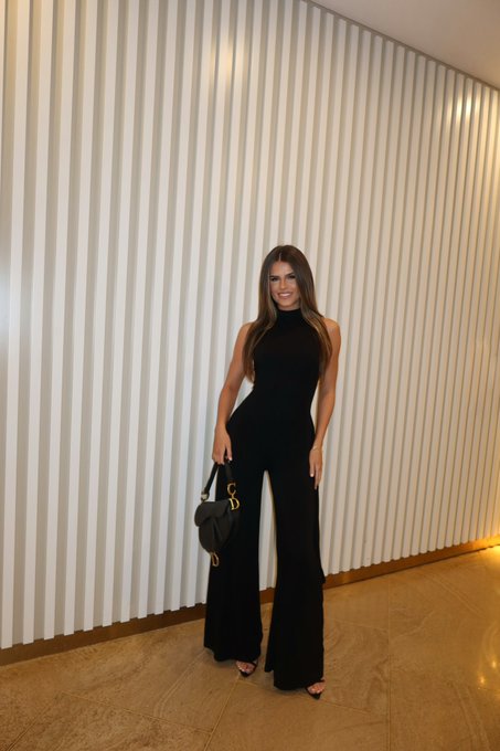 Watch Zara Hedges's leaked NSFW photo on TwXstars