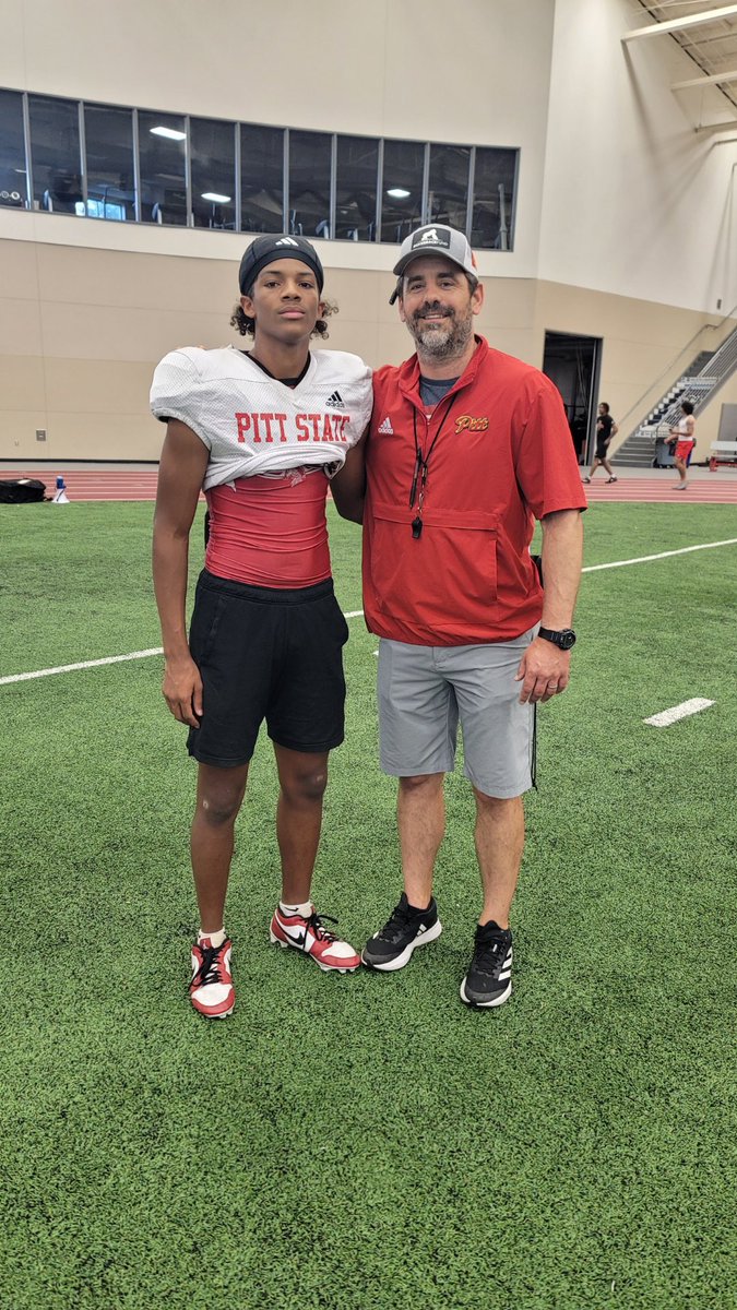 Bryson Hall tweet media