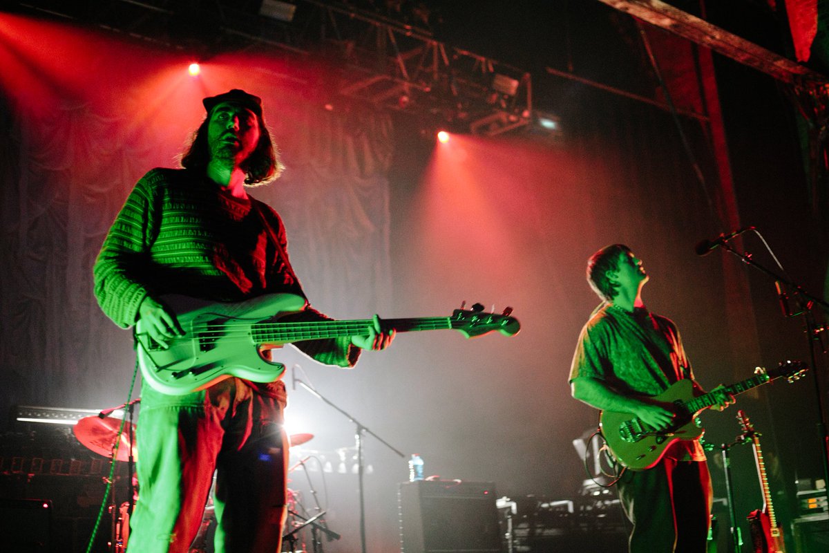 HowWeAreupdates's tweet image. Photos from @turnoverva sold-out show last night with @CitizenMi &amp;amp; @KeepVA at @TheParamountNY in Huntington, NY. 
tinyurl.com/3sb5jerm

📷:@TheAndyJimenez