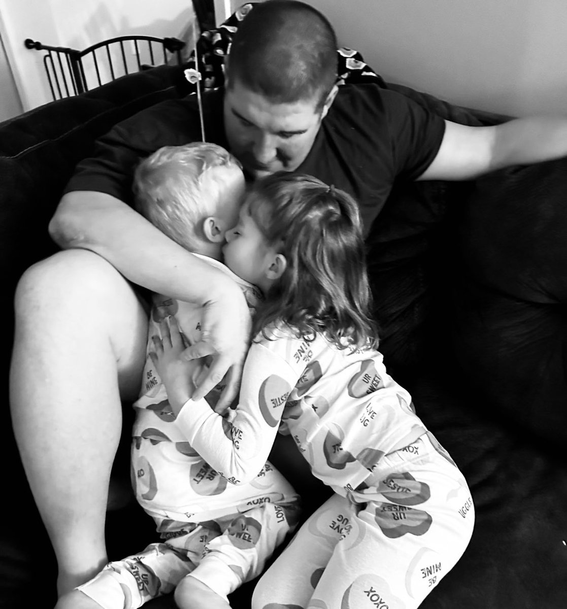 Happy Father's Day to the greatest 🖤