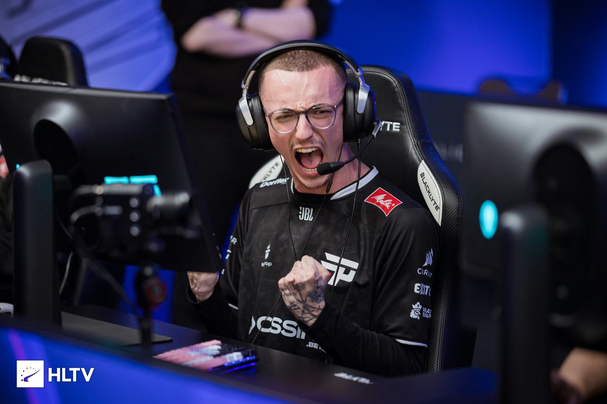 A HISTÓRIA ESTÁ ESCRITA! 🌟

Depois de 8 anos, o Brasil volta a ter dois times nos playoffs de um Major de Counter Strike.

A primeira vez foi em Kraków 2017 com Immortals e SK. Essa será a segunda vez, agora com FURIA e paiN.

🇧🇷🇧🇷🇧🇷🇧🇷🇧🇷🇧🇷🇧🇷🇧🇷🇧🇷🇧🇷