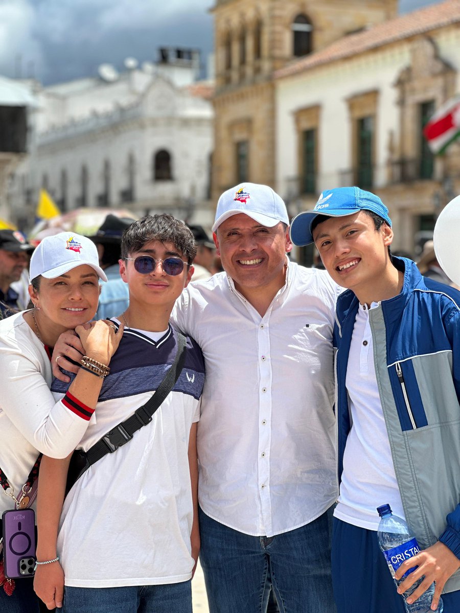 Alejandro Fúneme tweet media