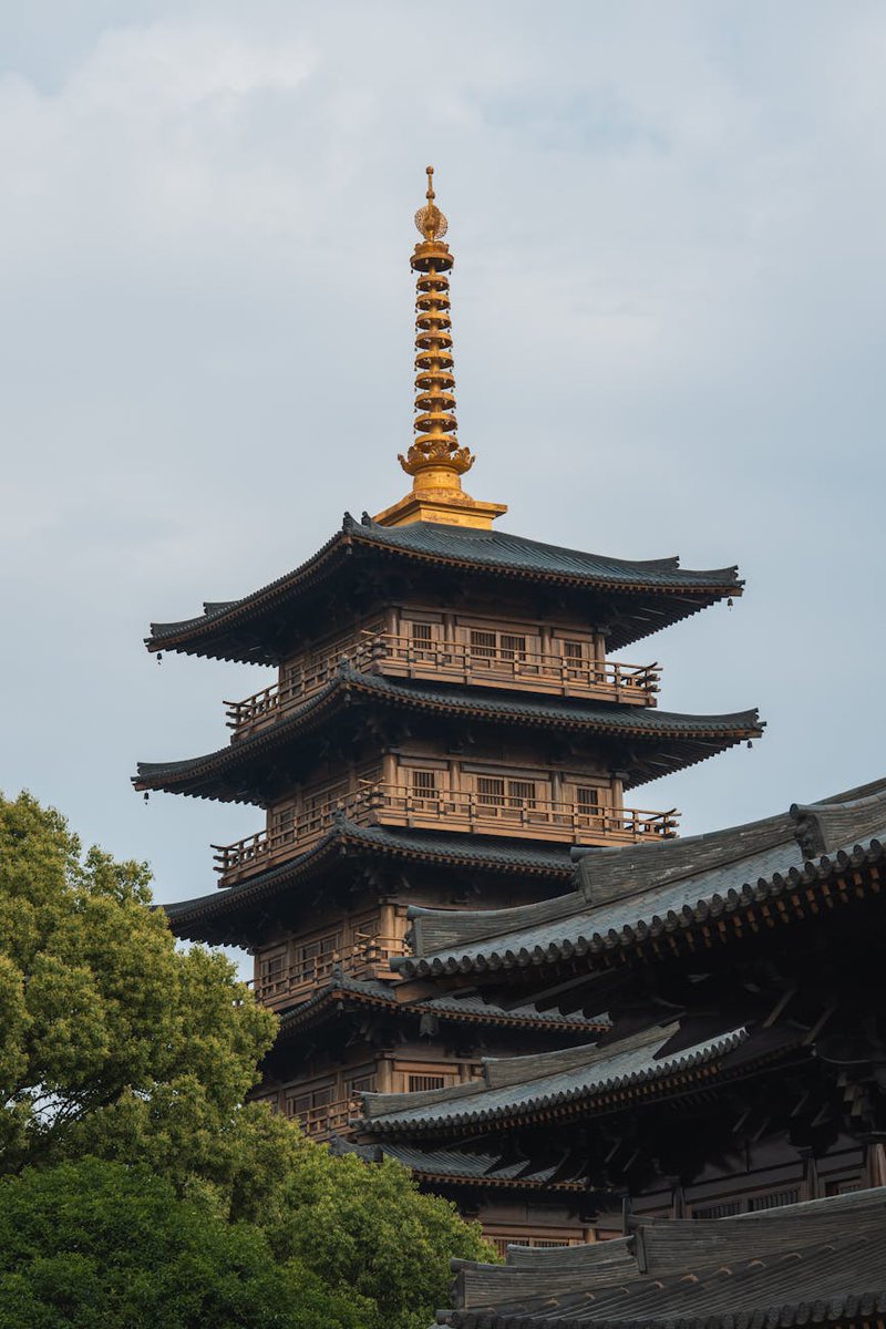 cerazeis51159's tweet image. Just read about the invention of the printing press by Gutenberg��Revolutionized knowledge sharing in the 15th century! Imagine a world without books. #HistoryOfInventions #Innovation