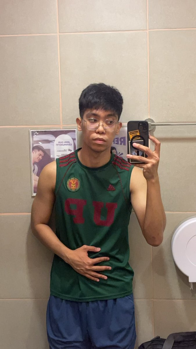rustyharoldcute's tweet photo. fave gym pics 💪 https://t.co/8dPmVgznD8