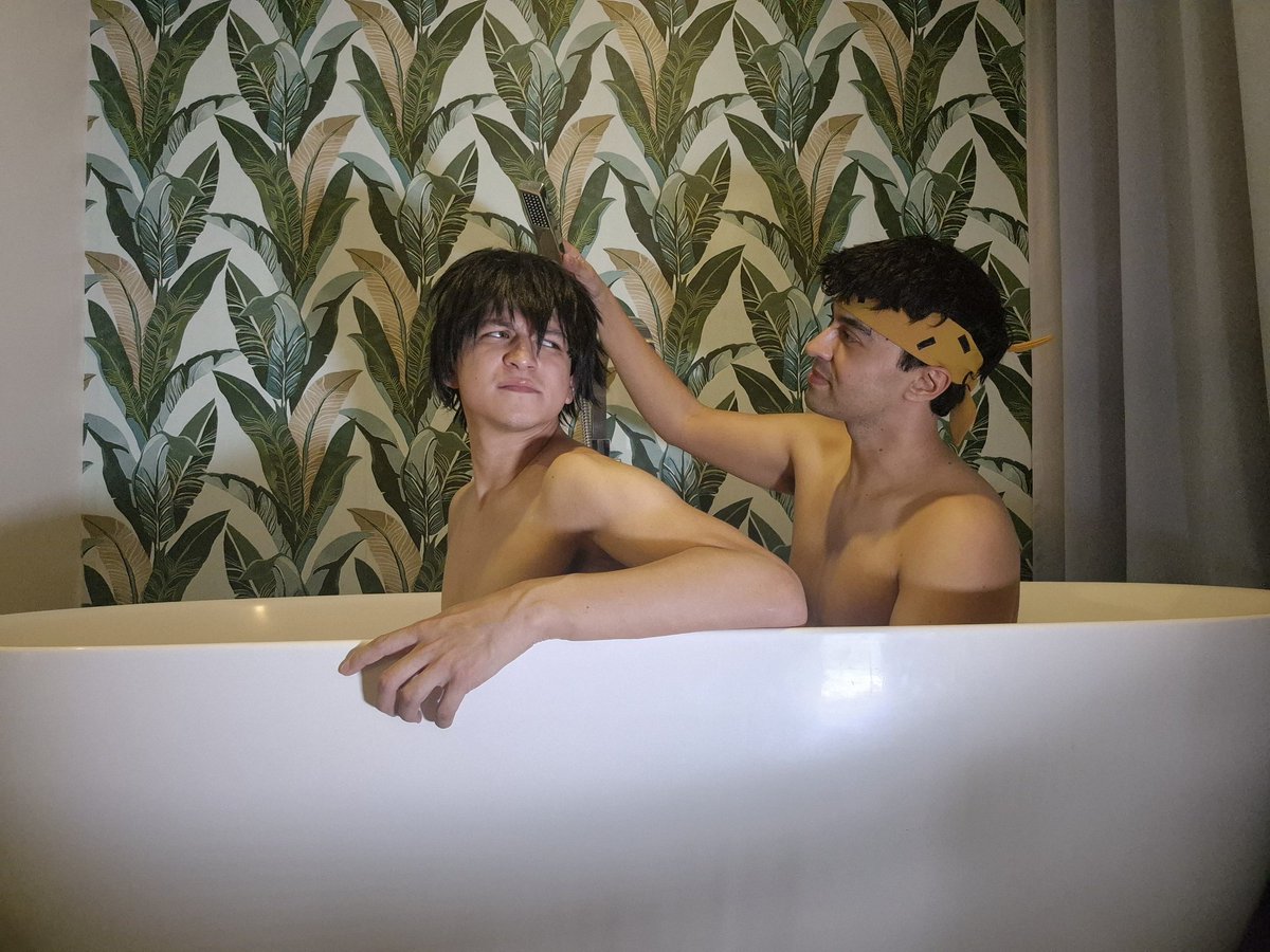 Este photoshoot de #Ranma y #Ryoga junto a <a href="/CharlieLab2795/">Charlie Laborde</a> se puso 🥵♥️🩲
.
Lo vamos a subir al onlyfans.com/kinky_geeks?fb…
.
<a href="/NalgonesAman/">Observador de Hombres</a>