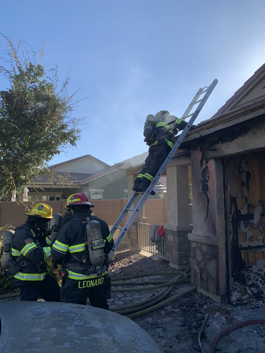 Update on the fire in the area of 7300 S Debra Dr. 

The fire is under control and investigators are on scene. 

No firefighters or civilians were injured.