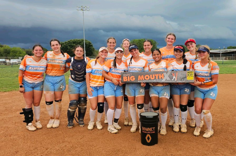 Had a good weekend at the USA Softball CTX College Showcase Tournament!!  TFL Championship on deck!