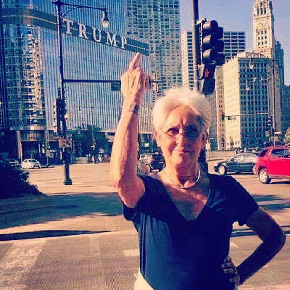 queerbobdylan's tweet photo. Joan Baez is older and more beautiful https://t.co/Qwy3ymZvDs