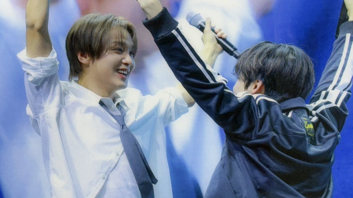 ilovenahyuck's tweet photo. this photo sequence… 🥹 https://t.co/nnuSgdiTPS