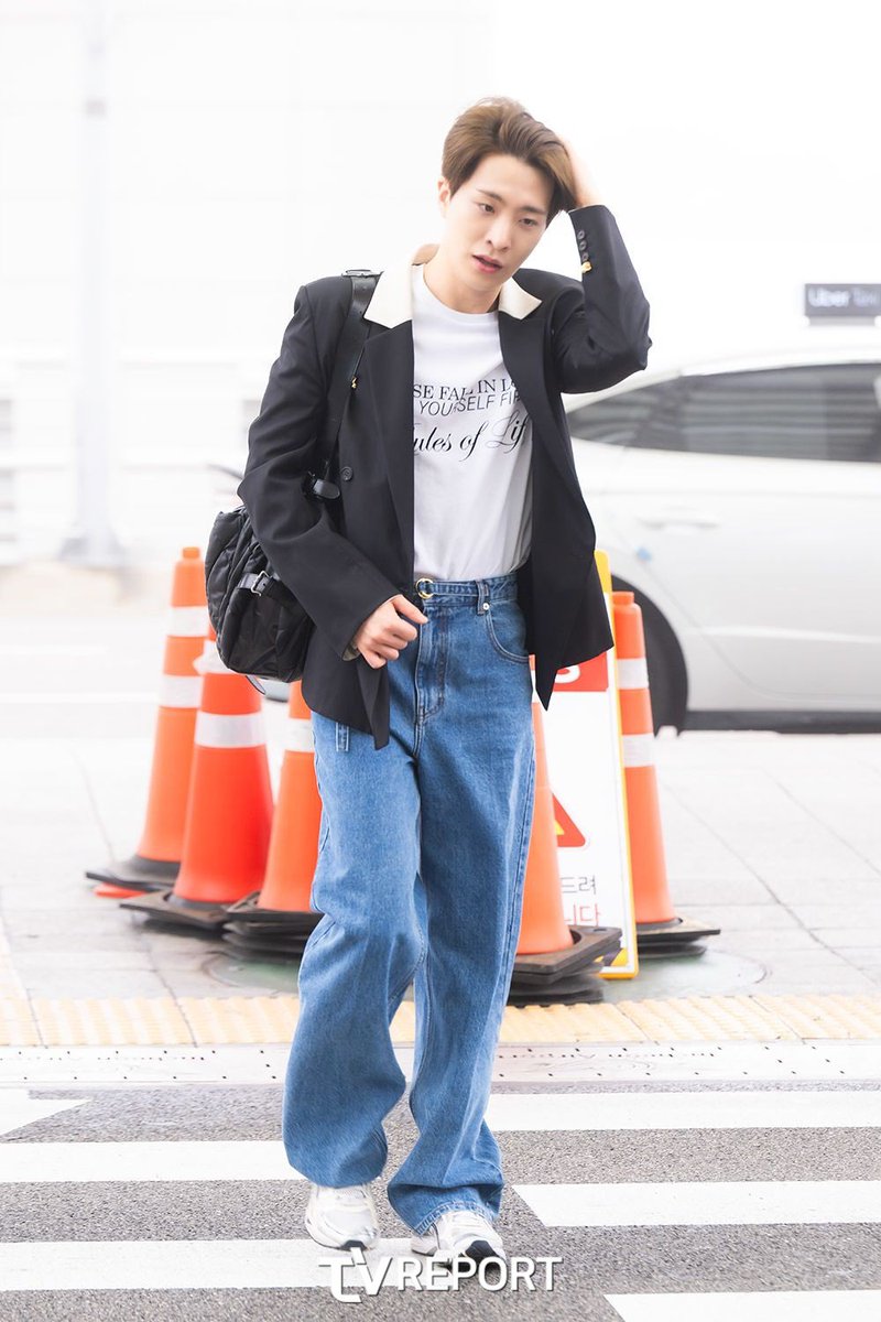 cyjprint's tweet photo. 250616 | Youngjae at Incheon International Airport departing for Florence, Italy to attend the LuisaViaRoma x EENK event

#Youngjae #영재 @ChoiArs_YJ #GOT7 https://t.co/vWvedxZkaO