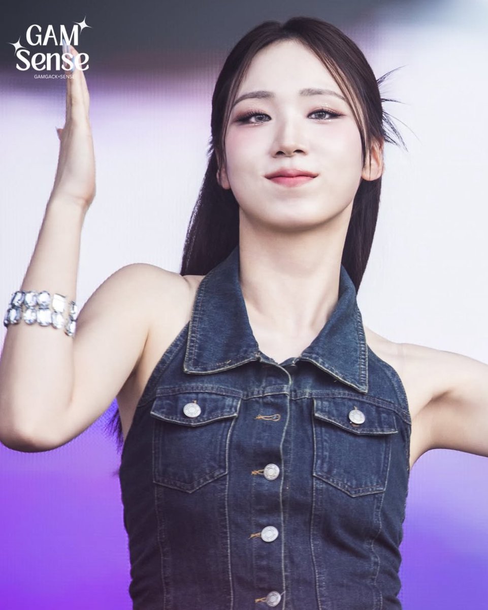 b4dkizintl's tweet photo. BADKIZ are back!

BADKIZ were seen performing at 2025 Time Capsule Concert with a new lineup, featuring former G-REYISH members Hyeji, Yeso and Shinyoung alongside a new member! 

Hyeji will take on the stage name Byeol, however no further info has been given for the group yet ♡ https://t.co/f8RKNq1W5e