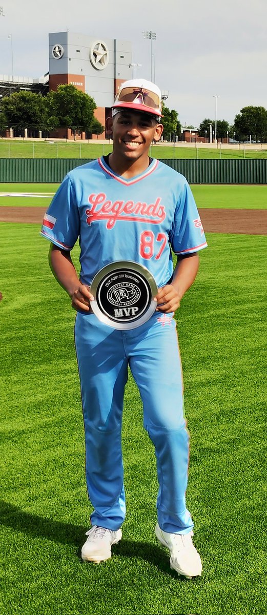 coachJimmyZ's tweet photo. I am very proud of Jeriel and the whole team. Happy Father's Day!
@_stayfocused @GPSTEXASBASEBA1 
#workhard #stayhumble #stayhungry https://t.co/bB6ICIKoAL