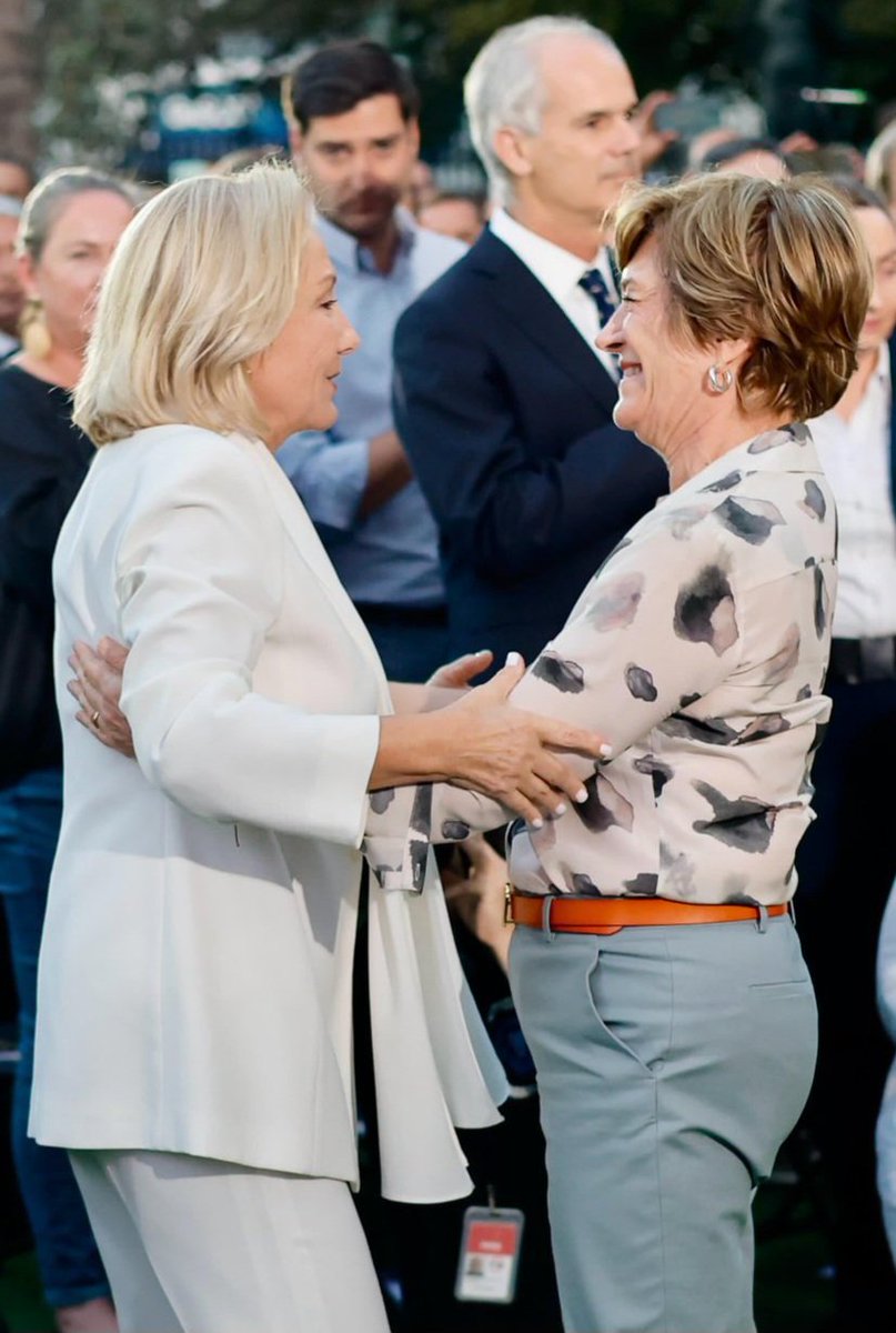 Oye facho pobre, nombra 1 cosa q este parcito haya echo para mejorar tus derechos sociales. 
Una!!
Apenas una!!
Dale, busca en Google..!!
Pregunta a Grok !!
Llama a alguien q sepa..!!
..
A ver si despiertas de una P.. vez y te das cuenta q has estado apoyando al lado equivocado.