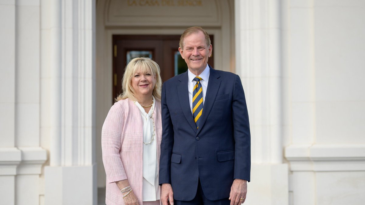 StevensonGaryE's tweet image. On assignment from our beloved prophet, President Russell M. Nelson (@NelsonRussellM), it was my privilege to dedicate the Antofagasta Chile Temple today.
This is the 30th temple dedicated in South America and there are 31 more temples announced or under construction on this…