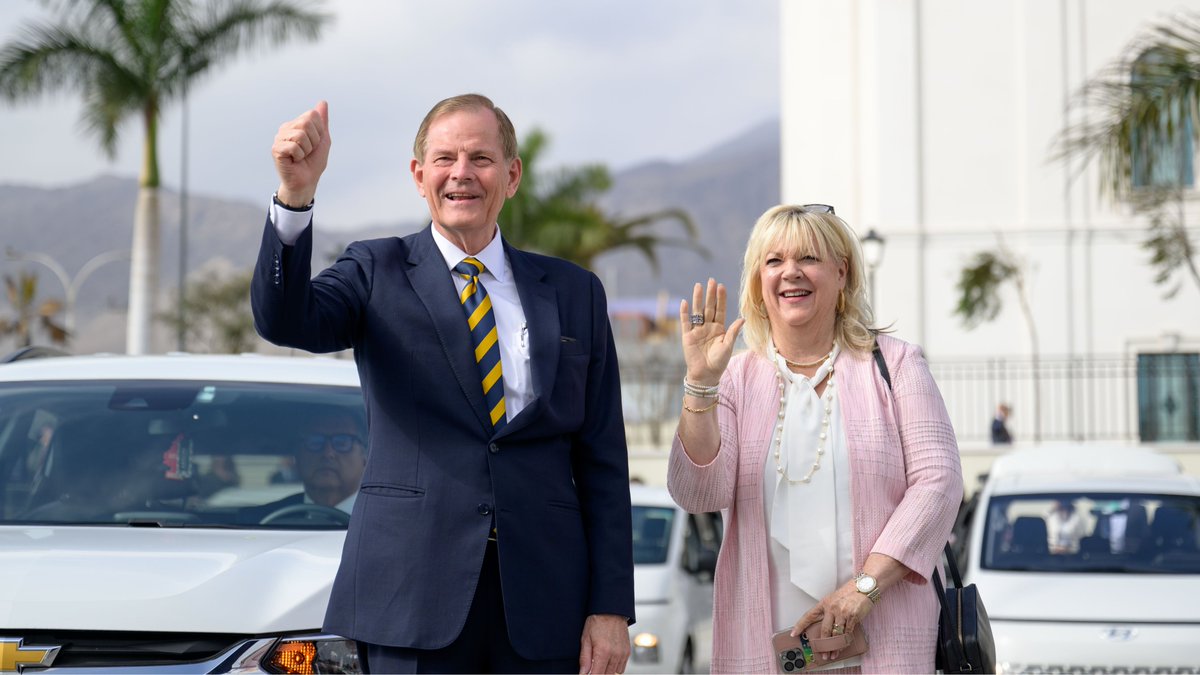 StevensonGaryE's tweet image. On assignment from our beloved prophet, President Russell M. Nelson (@NelsonRussellM), it was my privilege to dedicate the Antofagasta Chile Temple today.
This is the 30th temple dedicated in South America and there are 31 more temples announced or under construction on this…