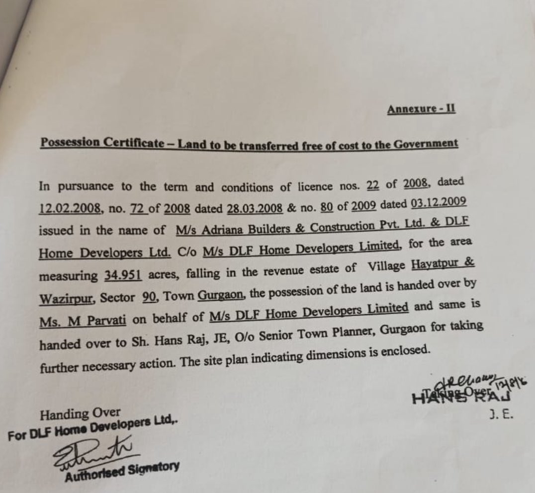 anujg2711's tweet image. @dtcphry @HsvpHaryana Based on CC this 24 mtr road was handed over to you in 2016 but still pending It has large potholes filled with water making it very dangerous for driving and causing immense inconvenience to residents Never handed over to @OfficialGMDA or @MCManesar