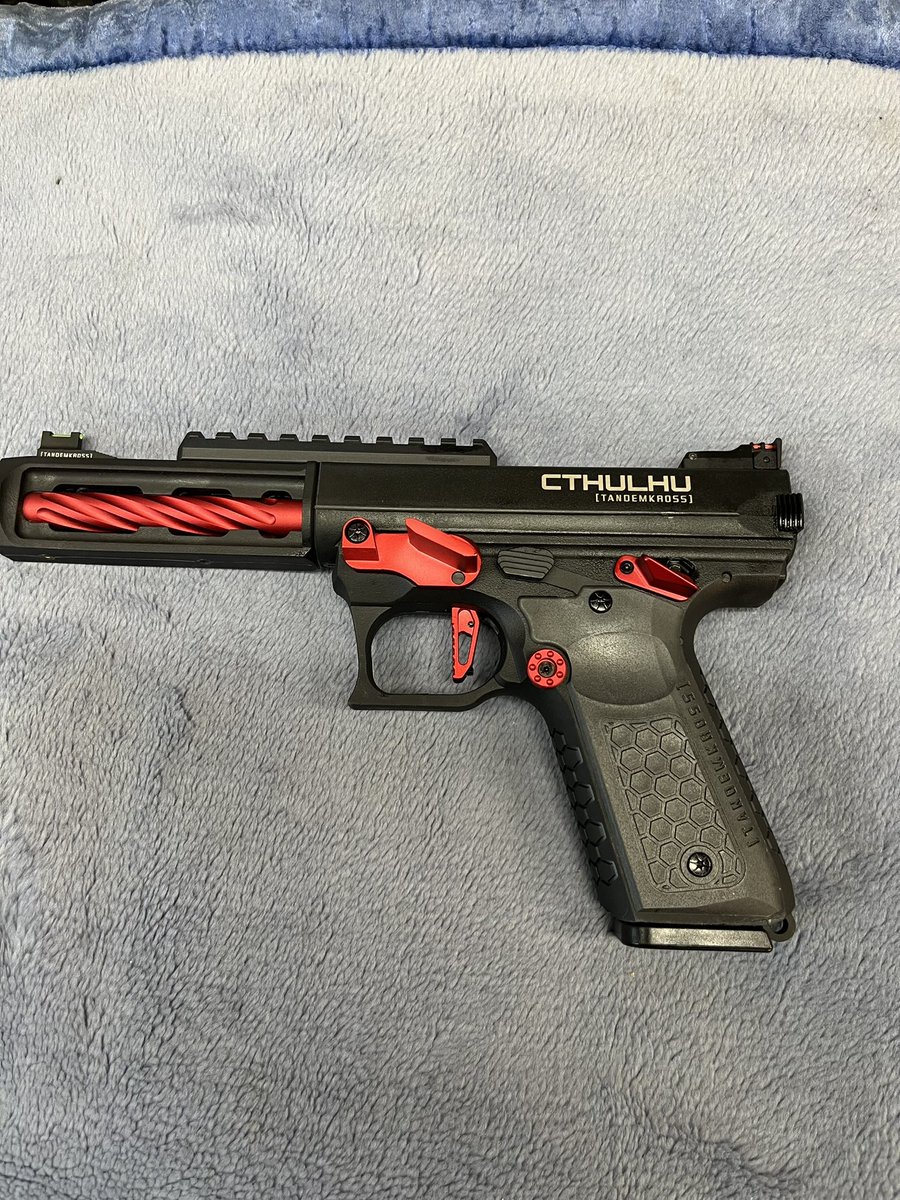 🔫#ガンショップトリガー🔫

新製品【商品名】を入荷しました❗
LANCER TACTICAL     Cthulhuカスタム

ぜひお立ち寄りください✨ご来店お待ちしております🙇‍♂

#岡山サバゲー 
#サバゲー
#サバイバルゲーム 
#サバゲーマーさんと繋がりたい
#サバゲー初心者
#サバゲー女子