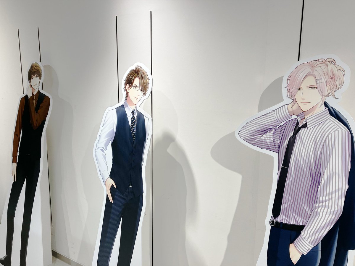 【ドラッグ王子とマトリ姫 Premium Showroom ~Beloved~】
開催中👑✨

今年も展示スペースでは写真撮影いただくことが可能です✨
本日はマトリの等身大スタンディパネルをご紹介！
ぜひカレとのツーショットをお楽しみください💖

詳細はこちら
0101.co.jp/405/info/index…

#マトリ姫　#マトリ姫10周年