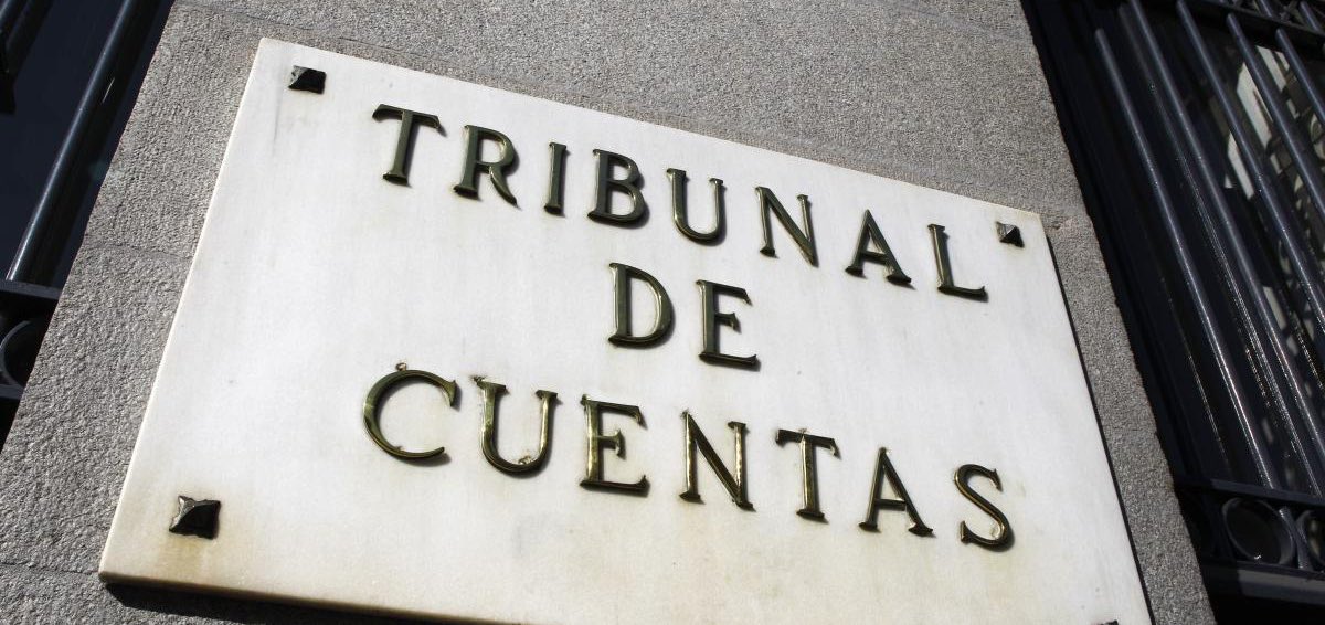 📝🕵🏼El Tribunal de Cuentas publica el mayor examen de #transparencia a los #partidospoliticos 
🌞Se ha quedado un bonito día para ver qué nota sacan los partidos en #Canarias 🇮🇨🔎📊
¿Quién cumple? 🟢👌🏼
¿Quién suspende? 🔴👎🏼
¿Quién te sorprende? 🤯
🧵👇🏼
#compol <a href="/tcu_es/">Tribunal de Cuentas de España</a>