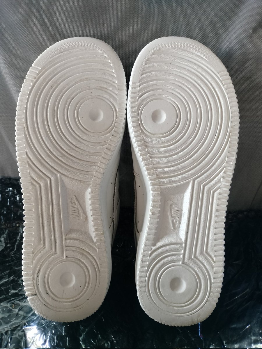namploykp's tweet photo. Nike Air force 1 white แท้
Size 39/25 cm
250฿
ส่งฟรี 
พื้นเต็ม ซอฟเดิม สภาพตามการใช้งาน มีตำหนิบ้างเล็กน้อย
#ส่งต่อรองเท้ามือสอง #รองเท้ามืสอง #ส่งต่อnike #รองเท้าผ้าใบมือสองของแท้ #Nike https://t.co/0rim6vJ1JZ
