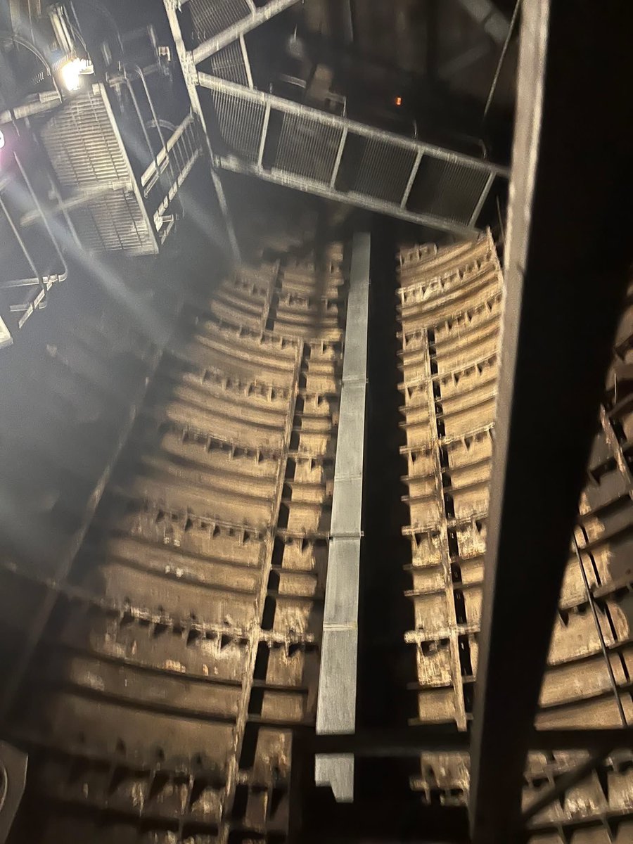 #MotivationMonday: my stepdaughter and I had a great tour of #MoorgateStation underground through #HiddenLondon: fascinating facts &amp; dark tunnels to disused railways tracks. I wonder: what more would we appreciate, if we understood it better? #Knowledge #Appreciation #Mindfulness