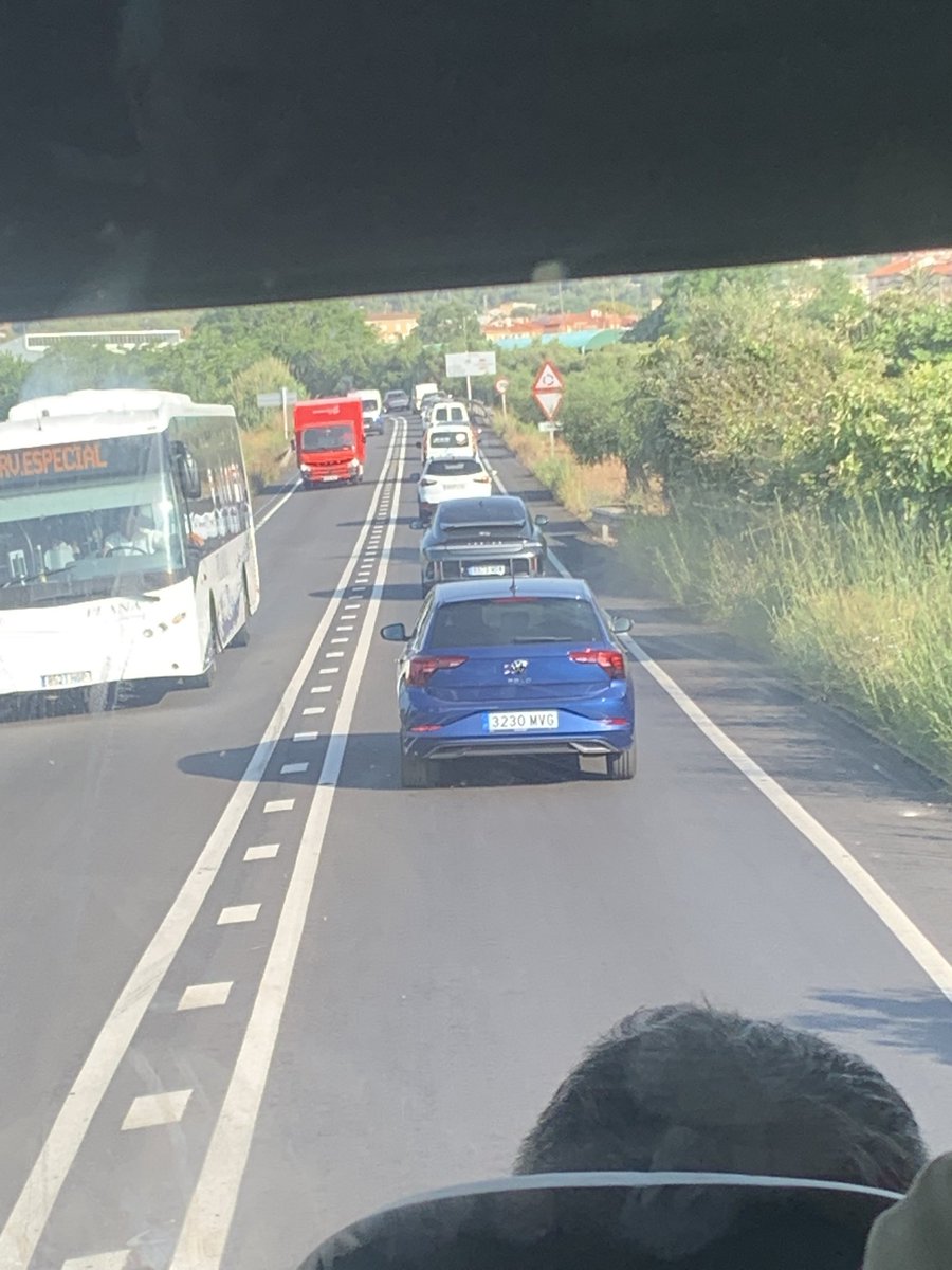 Qualitat de servei <a href="/Renfe/">Renfe</a> 3: pot ser no era tan bona idea això de la visita turística per la costa