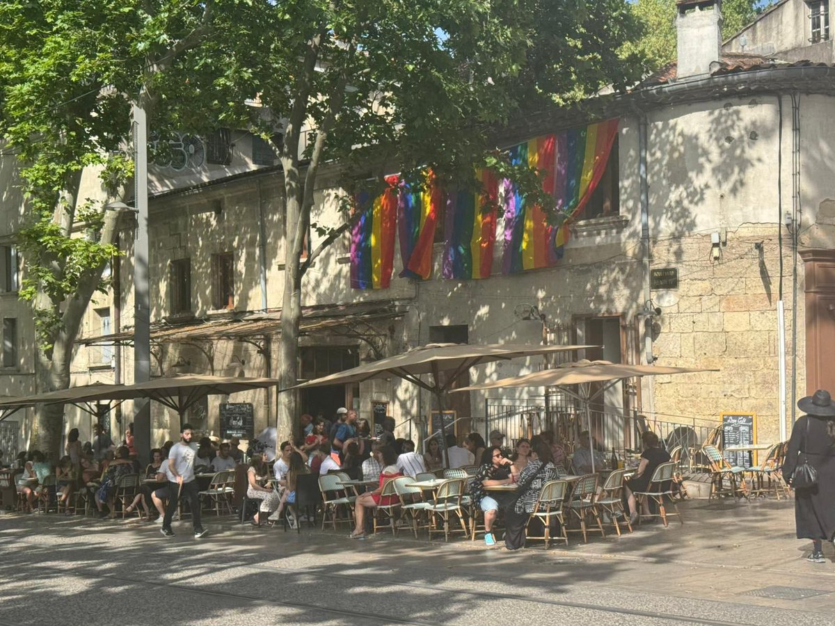 🌈 Ce week-end, la Pride a fait rayonner Montpellier ! Un grand merci aux associations et aux bénévoles engagés. Leur mobilisation est le cœur battant de cette marche pour l’égalité. Dans un monde où les droits reculent, Montpellier doit rester un phare de liberté. #Montpellier