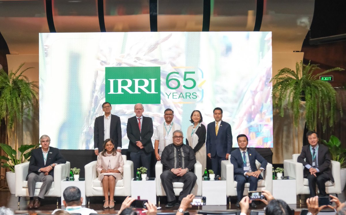 During IRRI 65, <a href="/ADB_HQ/">Asian Development Bank</a> &amp; <a href="/CGIAR/">CGIAR</a>, w/ support from Gates Foundation, launched a new initiative to boost investments in low-carbon rice production to improve the lives of smallholder farmers across APAC. Initial projects are being developed in 🇧🇩🇰🇭🇨🇳🇵🇰🇵🇭. bit.ly/3G0IfyD