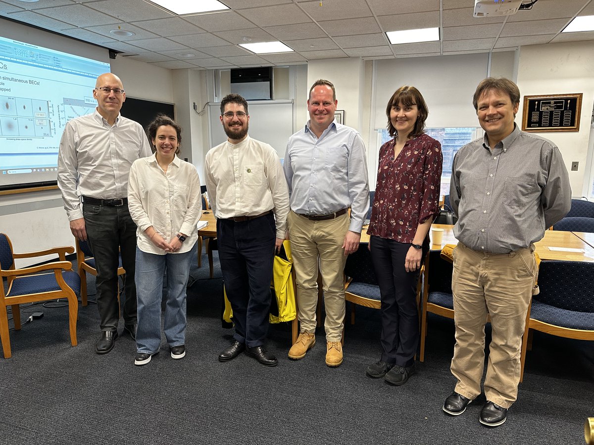 Our own Niccolò Bigagli is a finalist for the APS Deborah Jin Thesis Award! This week at DAMOP he will present his groundbreaking thesis work - from empty lab to first BEC of dipolar molecules. Pls join the session if you can! All fingers crossed!! 🤞🤞🤞 shorturl.at/EptEZ