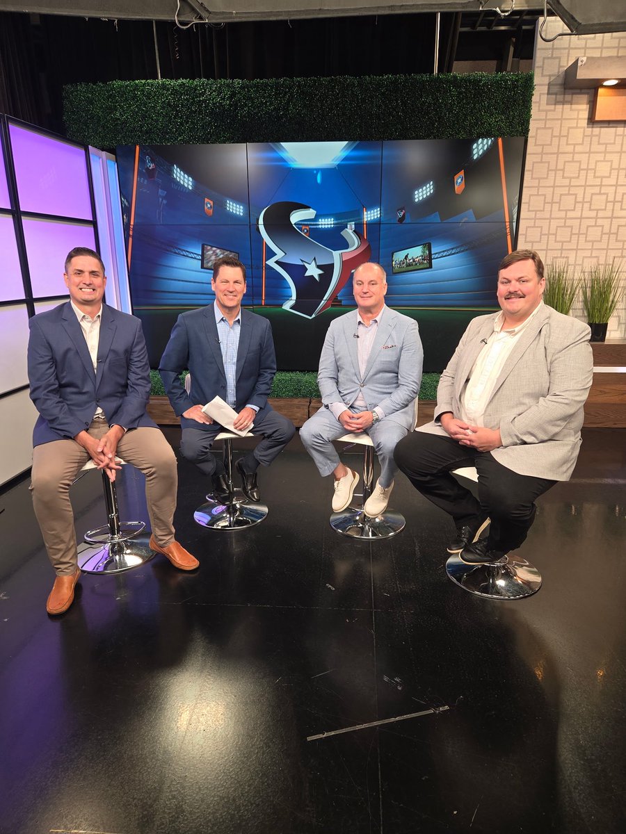 S&amp;L (<a href="/Cody_Stoots/">Cody Stoots</a> and me will be LIVE w/<a href="/KPRC2RandyMc/">Randy McIlvoy</a> &amp; <a href="/AaronWilson_NFL/">Aaron Wilson</a> tonight on KPRC, the H-Town NBC Affiliate at 10:30pm. Putting a bow on the off-season before camp starts.