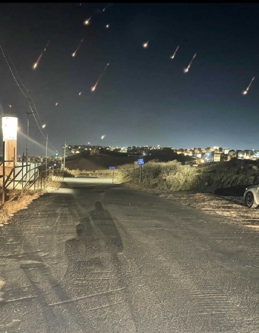 Havai fişek gösterileri halt etmiş #İran