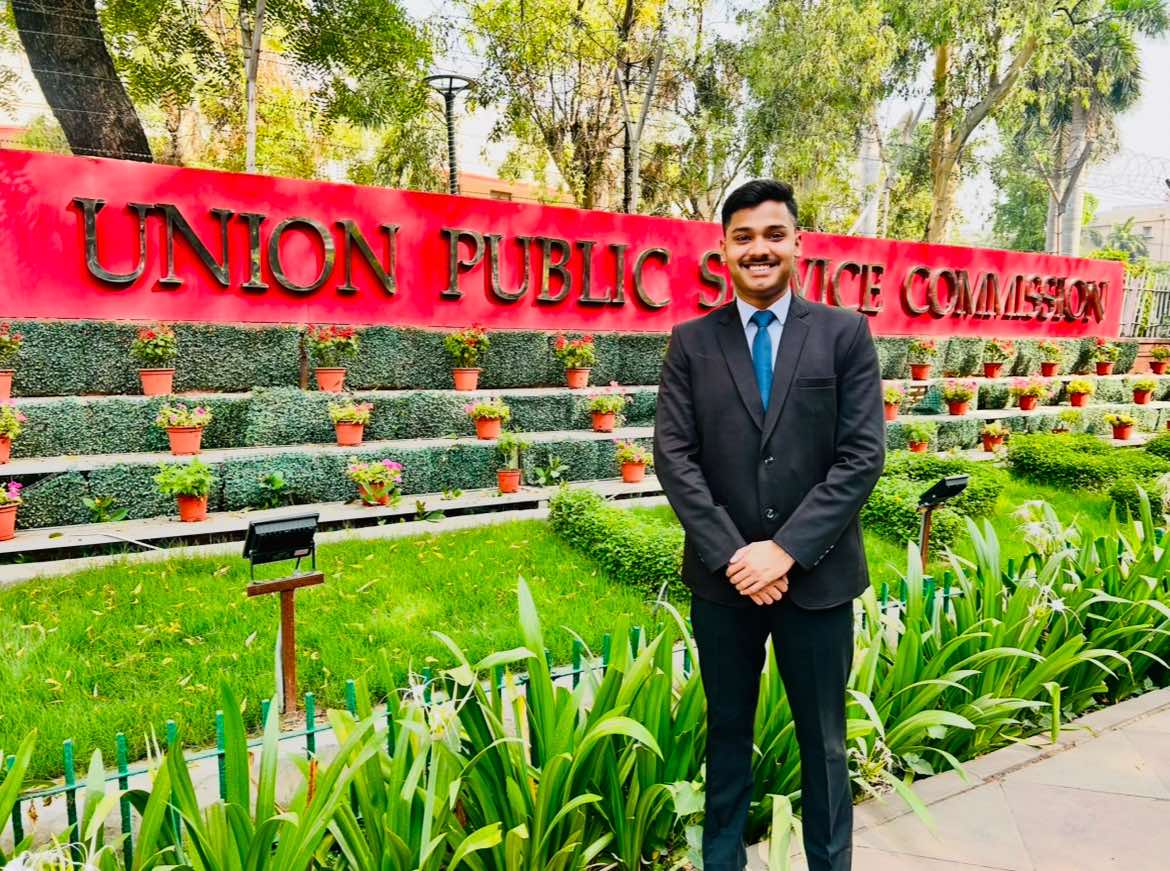 Devendra pratap Rajawat from Jhansi got selected in UPSC CAPF AC , he got AIR 41 .