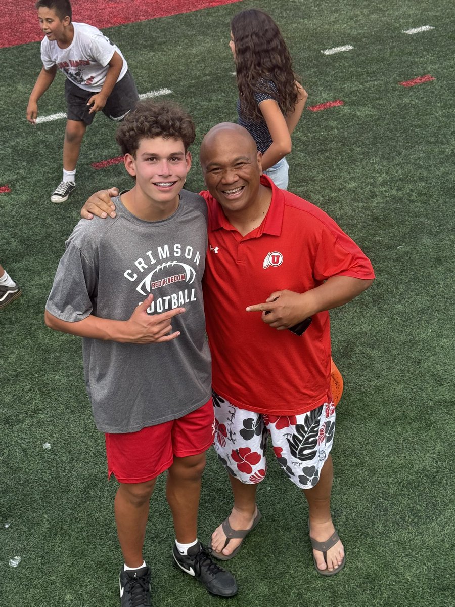 🤟🏾<a href="/CoachAtuaia/">Mark Atuaia</a> <a href="/Utah_Football/">Utah Football</a>