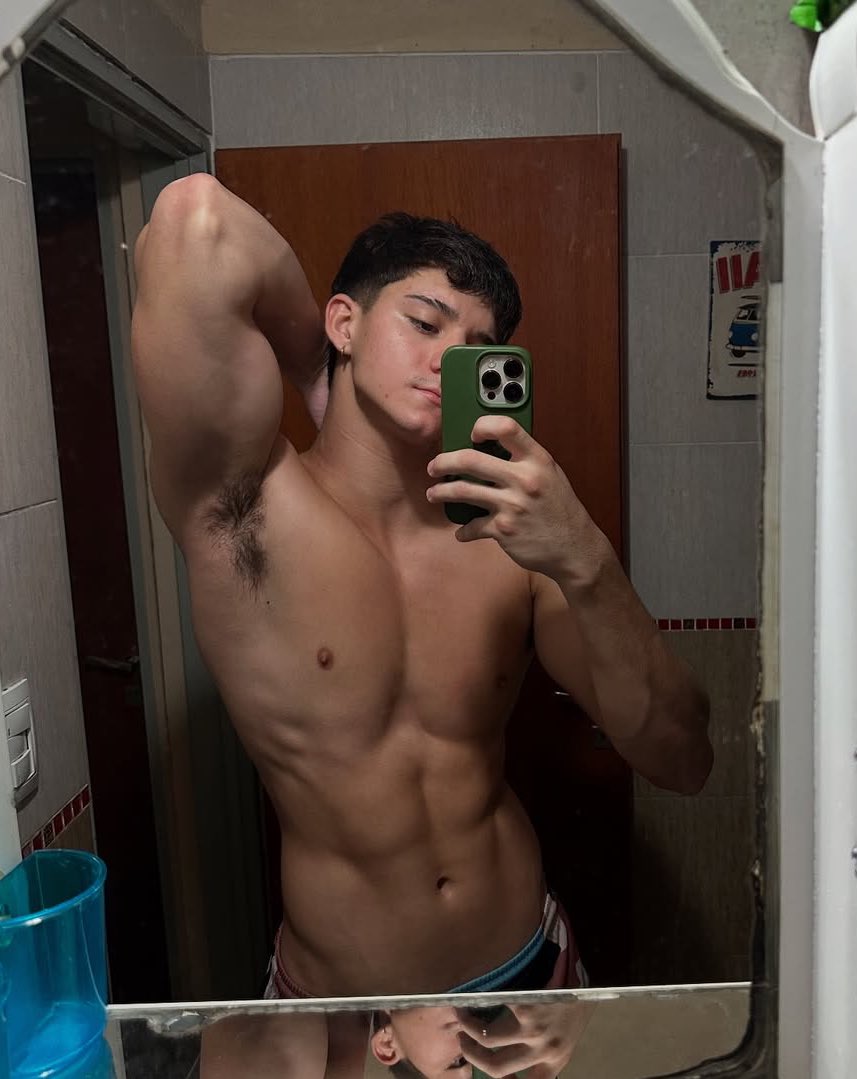 ᴘʟʟᴀᴢᴇʀ ⚡️ (@pllazer) on Twitter photo 