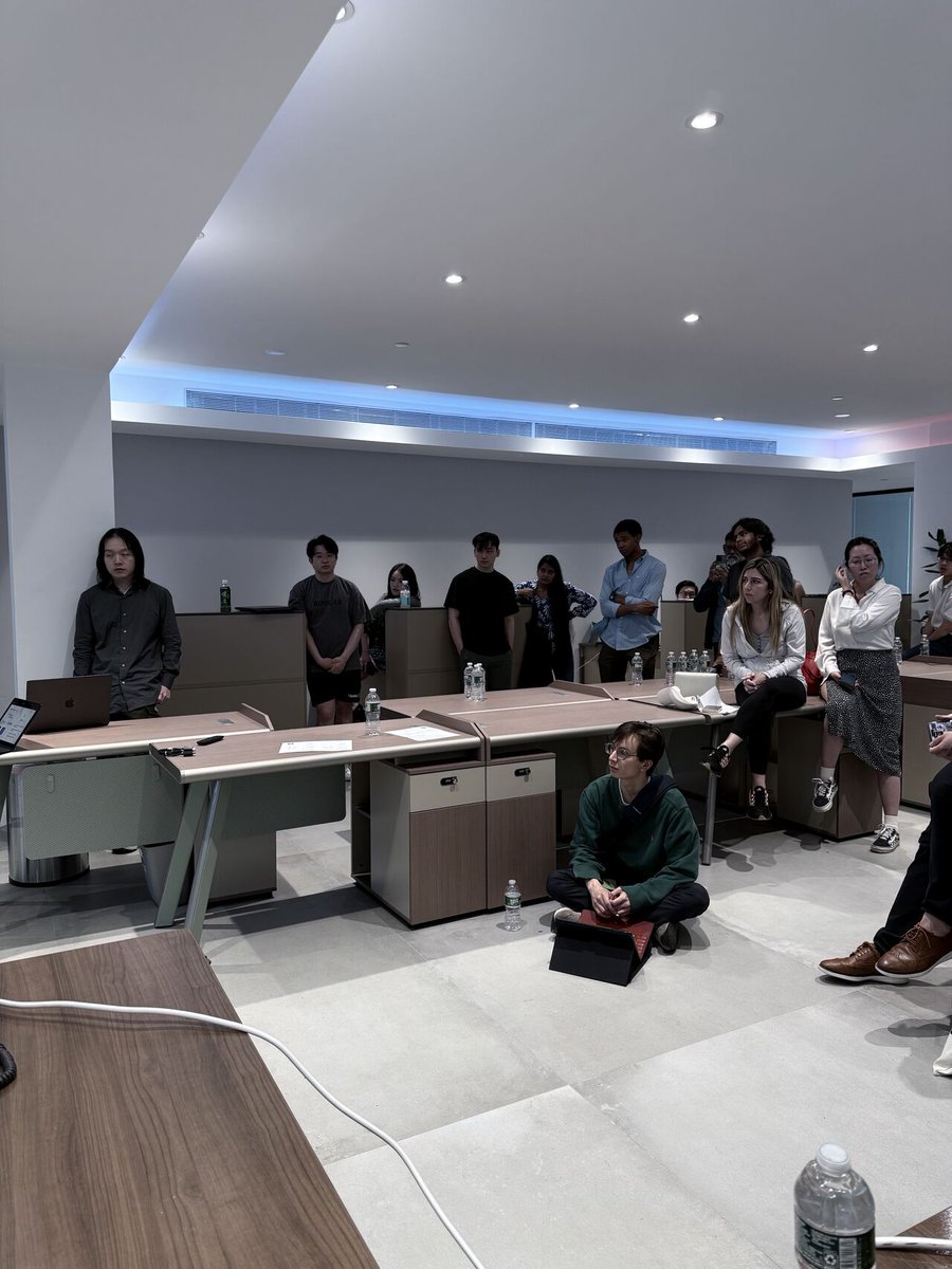 Not another demo day.
This was the 300+AI Builder’s Showcase 🛠️

⚙️ Agent MVPs
🧠 Live demos
🤝 Real collabs

So what’s your biggest blocker building with agents?
A) Infra B) Workflow design
C) Distribution D) Team/talent

#NYTechWeek #AgentNative #AIagents #A2A #BuildInPublic