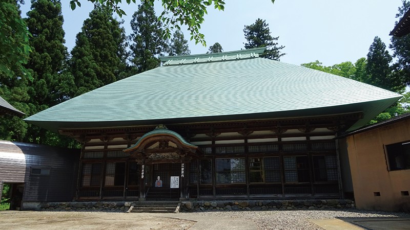 trantixxii's tweet photo. 室町時代後期に創建された「永林寺」。その歴史は古く、今日まで五百有余年の法燈を守ってきました由緒あるお寺です。

https://t.co/DU02A9YGKP

#新潟 #trantixxii #titan #titanium #architecture #建築 #exterior https://t.co/4yrLCGWXKc