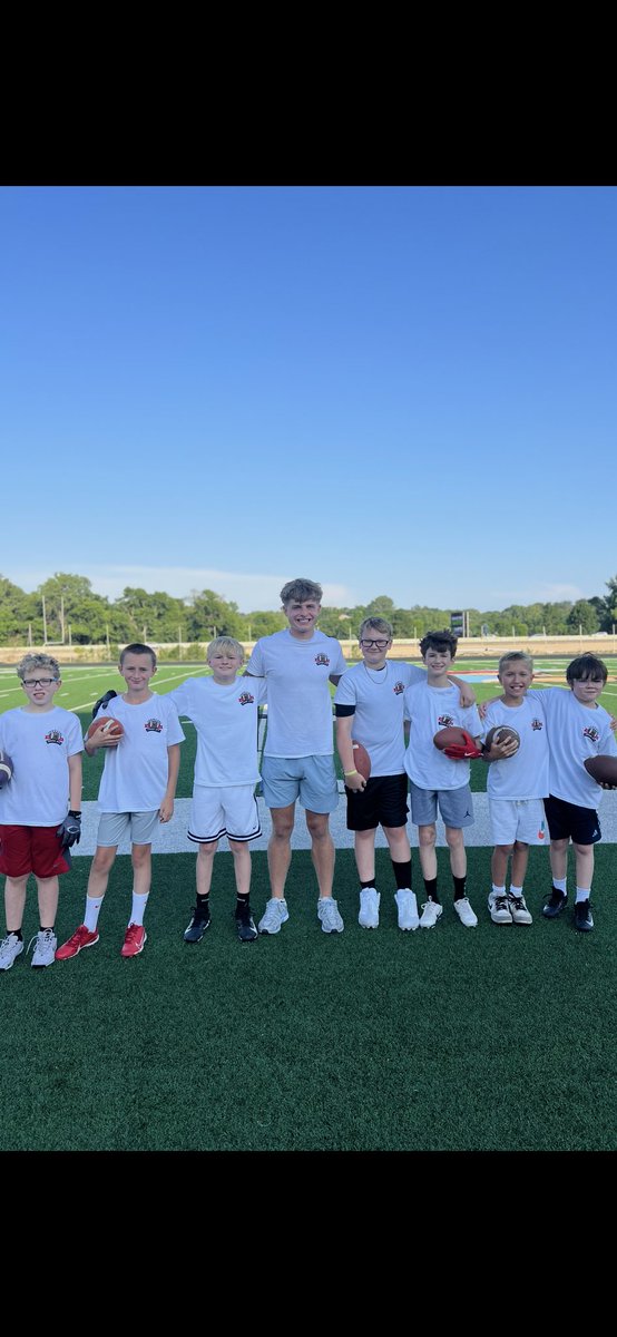 Awesome seeing each kid grow each week!#JarovskiJuniorJets