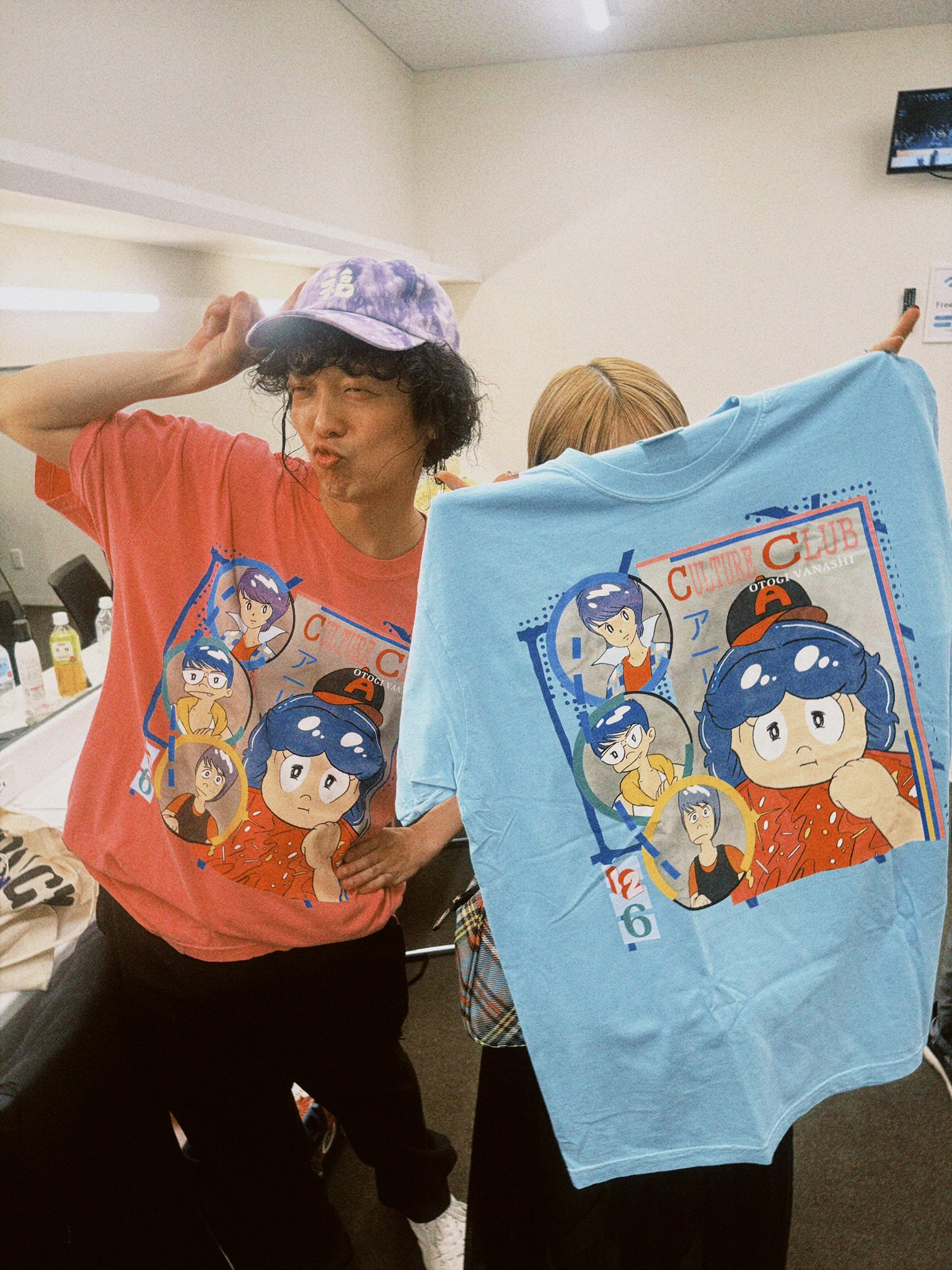 北斎Tシャツ 月兎（男女兼用）☆日本土産（みやげ）や記念品に