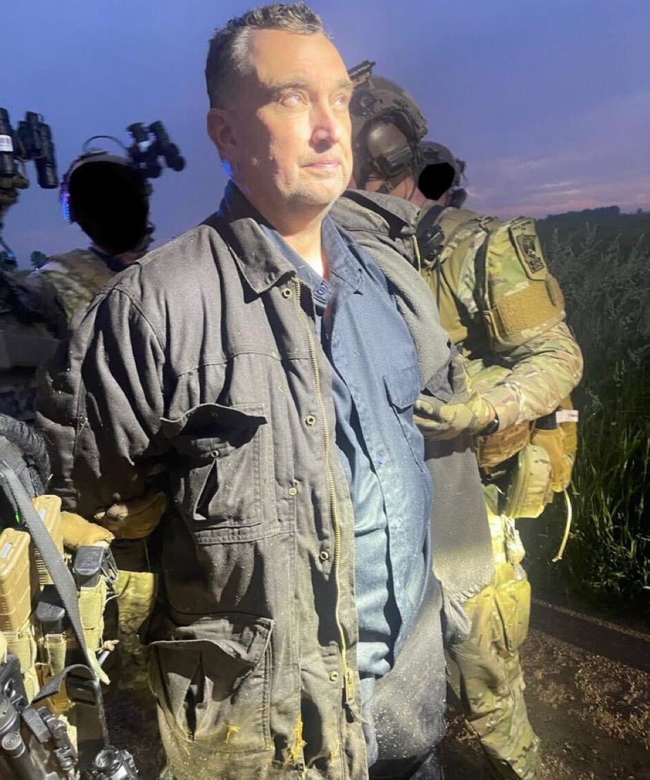 enough2day's tweet image. Vance Boelter, now captured thank god, is one scary looking person. The face nightmares are made of: