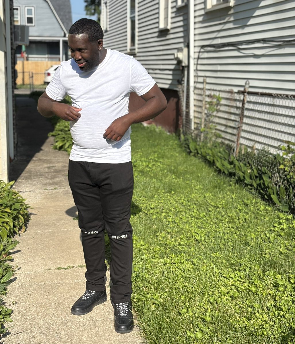 I been accepted Life ain’t Fair, I only survived because of this Grind and staying Aware🦍