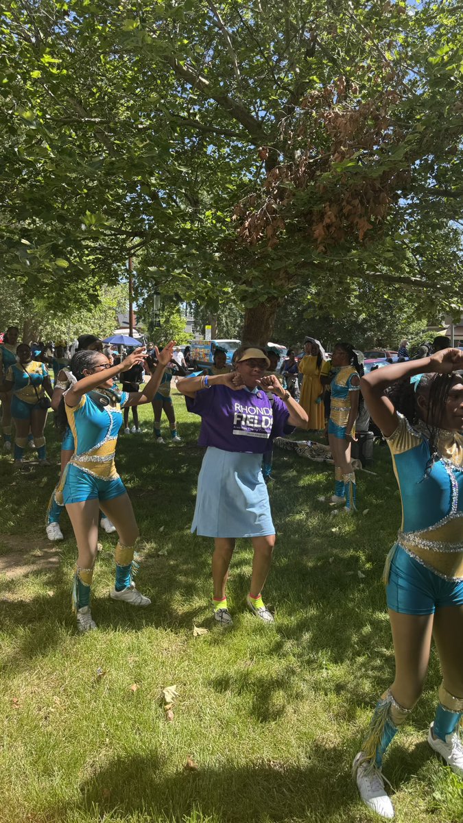 Incredible Juneteenth at Five Points! 🎉✊🏾 From the drum circles and soulful performances to tasty Black-lookowned eats and powerful speeches, we honored our ancestors and celebrated freedom together. Here’s to justice, equity, and community—today and every day. ❤️🖤💚
