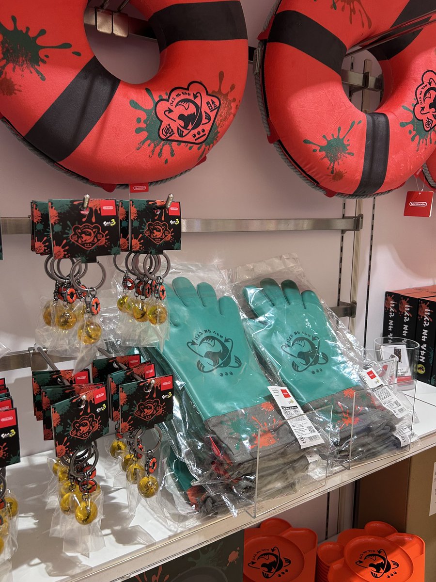 cheche_game's tweet photo. 初NintendoStore
これ見てるだけで楽しすぎんだろ https://t.co/8txzyqoc91