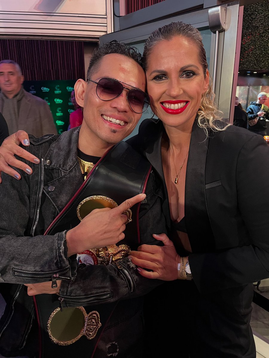 Silvana E. Carsetti (@ragazzabox) on Twitter photo Nonito dijo que le gustarían que lo recuerden como el que se enfrentó a todos. Yo agrego, es el Campeón del pueblo, y en esta no valen los rankings ni los interinatos. Ídolo libra x libra unificado -no importa cuando lo leas-
Bienvenido maestro <a href="/filipinoflash/">Nonito Donaire - filipinoflash.eth</a> Nonito dijo que le gustarían que lo recuerden como el que se enfrentó a todos. Yo agrego, es el Campeón del pueblo, y en esta no valen los rankings ni los interinatos. Ídolo libra x libra unificado -no importa cuando lo leas-
Bienvenido maestro <a href="/filipinoflash/">Nonito Donaire - filipinoflash.eth</a>