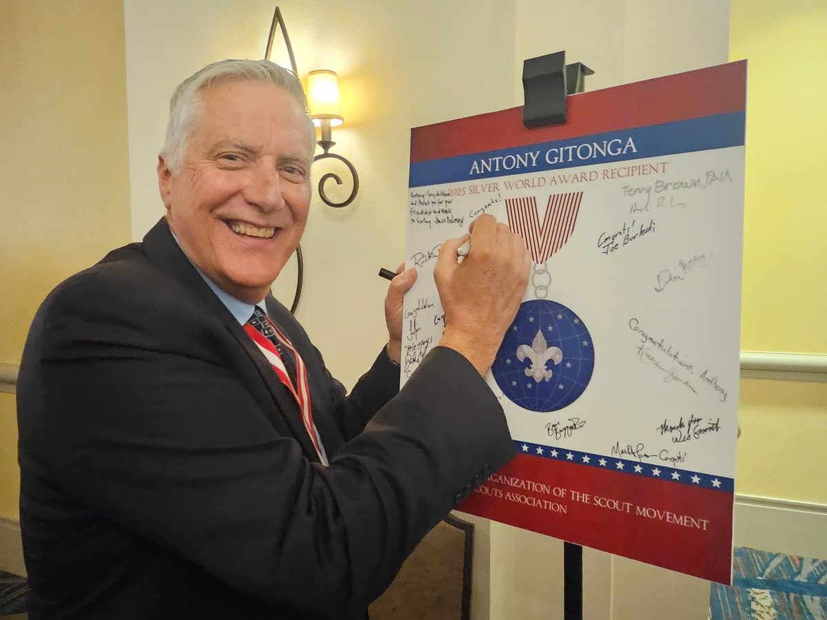 _Mu2025's tweet image. Before Antony Gitonga received global recognition, he had already earned the trust of teachers, parents, and students here at home. SILVER WORLD AWARD WINNER #OthayaWelcomesAntogito.