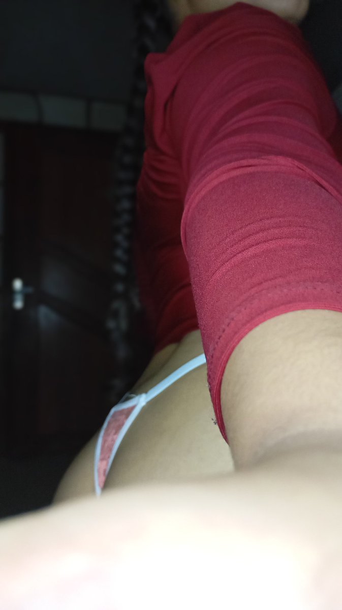 69cemi's tweet image. Vamos conversar? Fazer uma vídeo chamada? Qual o seu WhatsApp?