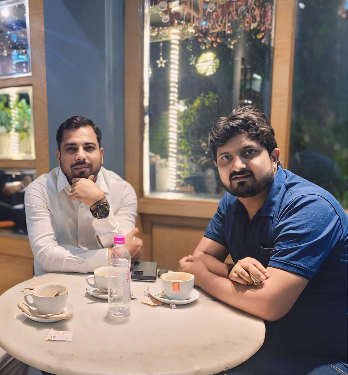 Barun Raj Singh (@barunrajsingh) on Twitter photo рднрд╛рдЬрдпреБрдореЛрдВ рдмрд┐рд╣рд╛рд░ рдХреЗ рдкреНрд░рджреЗрд╢ рдЙрдкрд╛рдзреНрдпрдХреНрд╖ рдмрдбрд╝реЗ рднрд╛рдИ рд╢реНрд░реА рдЖрдирдВрдж рдЧреМрд░рд╡ рдЬреА рдХреЛ рдЬрдиреНрдорджрд┐рд╡рд╕ рдХреА рд╣рд╛рд░реНрджрд┐рдХ рдмрдзрд╛рдИ рдПрд╡рдВ рд╢реБрднрдХрд╛рдордирд╛рдПрдБ!
рдмрд╛рдмрд╛ рд╡рд┐рд╢реНрд╡рдирд╛рде рдХреА рдХреГрдкрд╛рджреГрд╖реНрдЯрд┐ рдЖрдк рдкрд░ рд╕рджреИрд╡ рдмрдиреА рд░рд╣реЗ ЁЯЩП
<a href="/ianandgaurav/">Anand Gaurav</a> рднрд╛рдЬрдпреБрдореЛрдВ рдмрд┐рд╣рд╛рд░ рдХреЗ рдкреНрд░рджреЗрд╢ рдЙрдкрд╛рдзреНрдпрдХреНрд╖ рдмрдбрд╝реЗ рднрд╛рдИ рд╢реНрд░реА рдЖрдирдВрдж рдЧреМрд░рд╡ рдЬреА рдХреЛ рдЬрдиреНрдорджрд┐рд╡рд╕ рдХреА рд╣рд╛рд░реНрджрд┐рдХ рдмрдзрд╛рдИ рдПрд╡рдВ рд╢реБрднрдХрд╛рдордирд╛рдПрдБ!
рдмрд╛рдмрд╛ рд╡рд┐рд╢реНрд╡рдирд╛рде рдХреА рдХреГрдкрд╛рджреГрд╖реНрдЯрд┐ рдЖрдк рдкрд░ рд╕рджреИрд╡ рдмрдиреА рд░рд╣реЗ ЁЯЩП
<a href="/ianandgaurav/">Anand Gaurav</a>