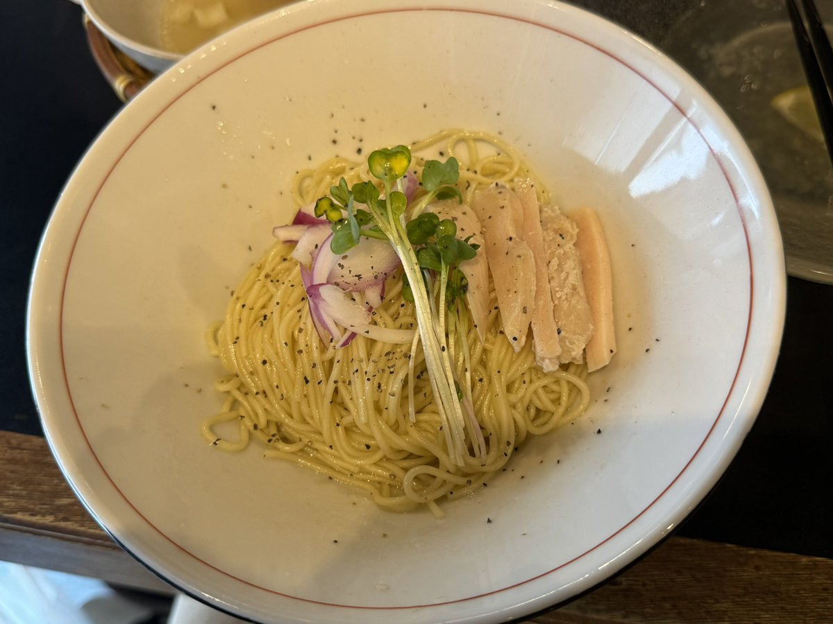中華蕎麦ごとう
貝しお昆布水つけ麺、ホタテ、しじみ和え玉
当然今日も限定で！暑い日にピッタリ抜群に美味い！そのままでも美味いつけ汁に昆布水合わさって旨味爆発！そのままで美味い和え玉もつけ麺で食べれば美味さ倍増！
