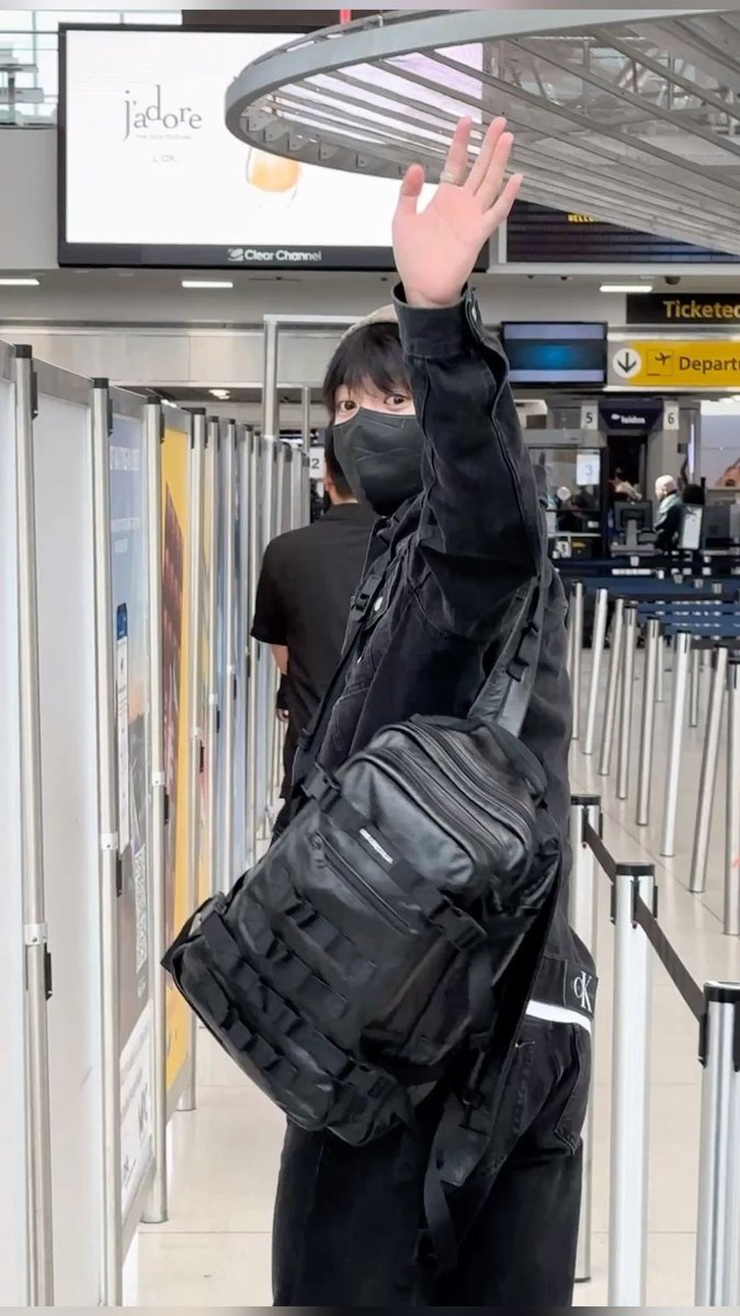 𝐣𝐞𝐨𝐧.𝜗𝜚 (@jungkookpicx) on Twitter photo 