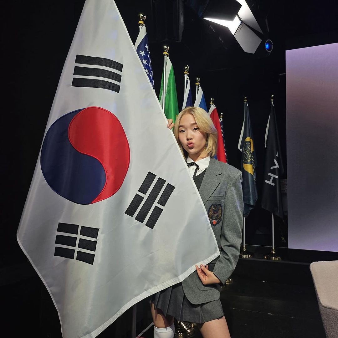 kittenvers's tweet image. sí, se sabe que soy capaz de tomar mi alma como #𝓈acri𝑓𝕚ce·𝐦a𝖉nǝss! pero no le haré hasta que mi cuerpo 𝑓ísico llegue a tener tatuado #𝑏eg𓊈𝐬ave๋𝖒e𓊉, ya queda dicho y haré que se cumpla☝🏻 mientras tanto, seguiré escuchando a mis niñ𝕠s ^_&amp;lt; -★

 ۫ ִ  ࿔ 𝚍racu 𔘓 #𝚔eo !