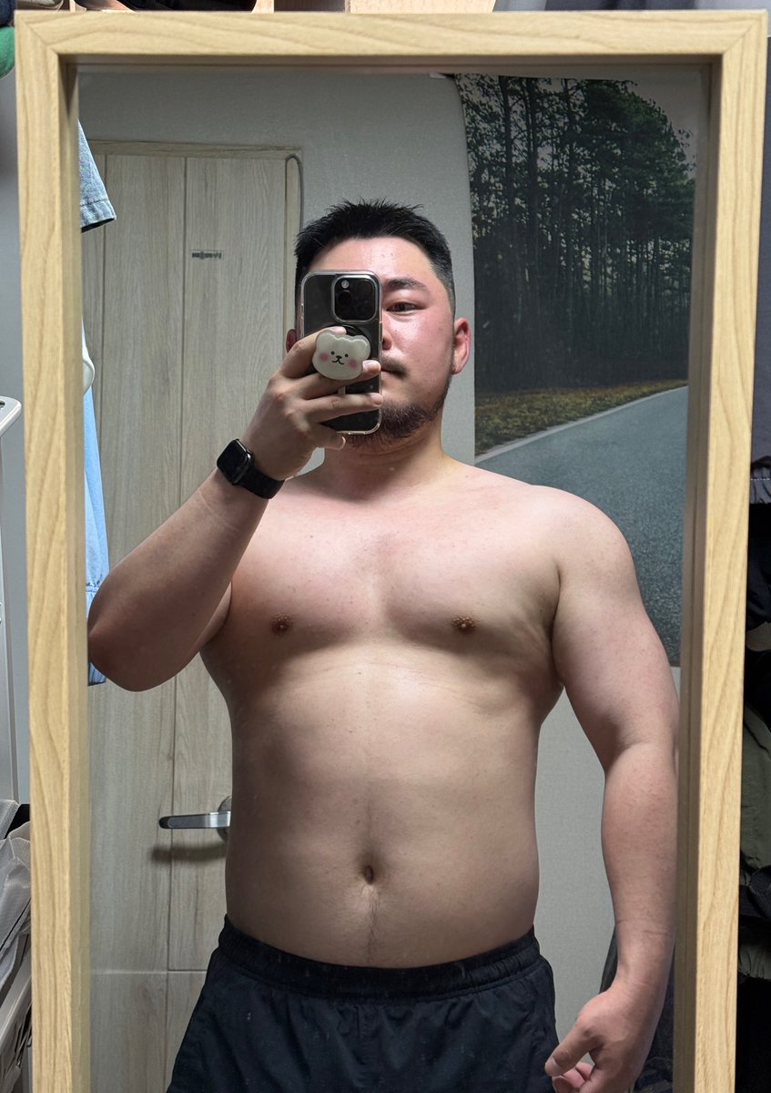 bbangmo2's tweet image. 오랜만에 돌아온 아조씨 입니다😁